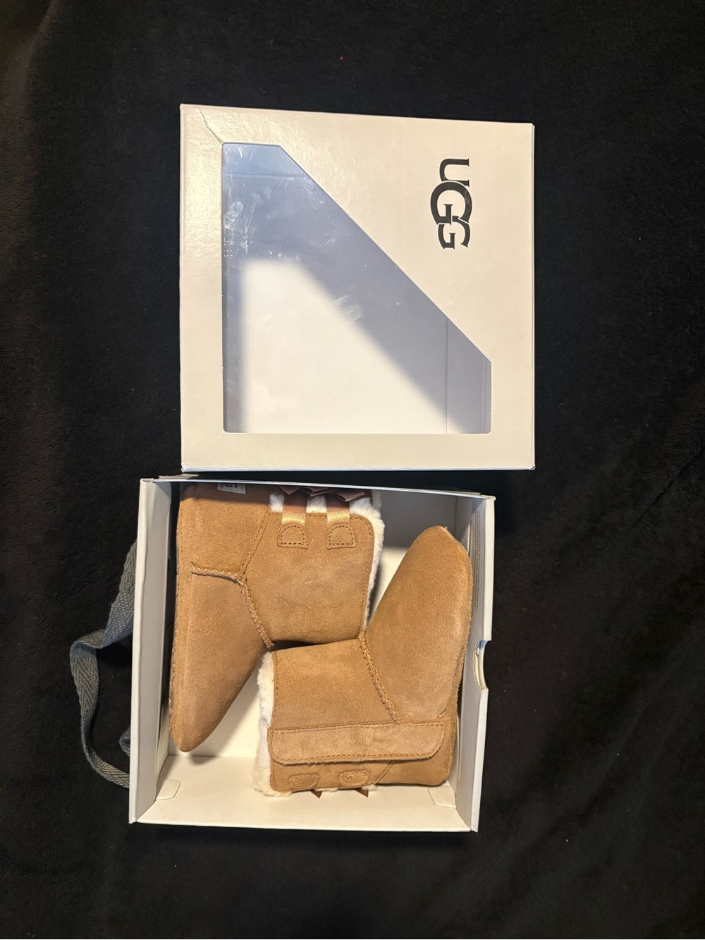 UGG Kids Chestnut Suede Cozy Booties